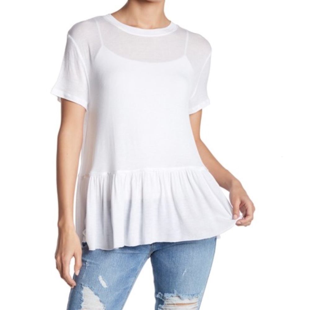 ABOUND White Peplum Tee! Size M.